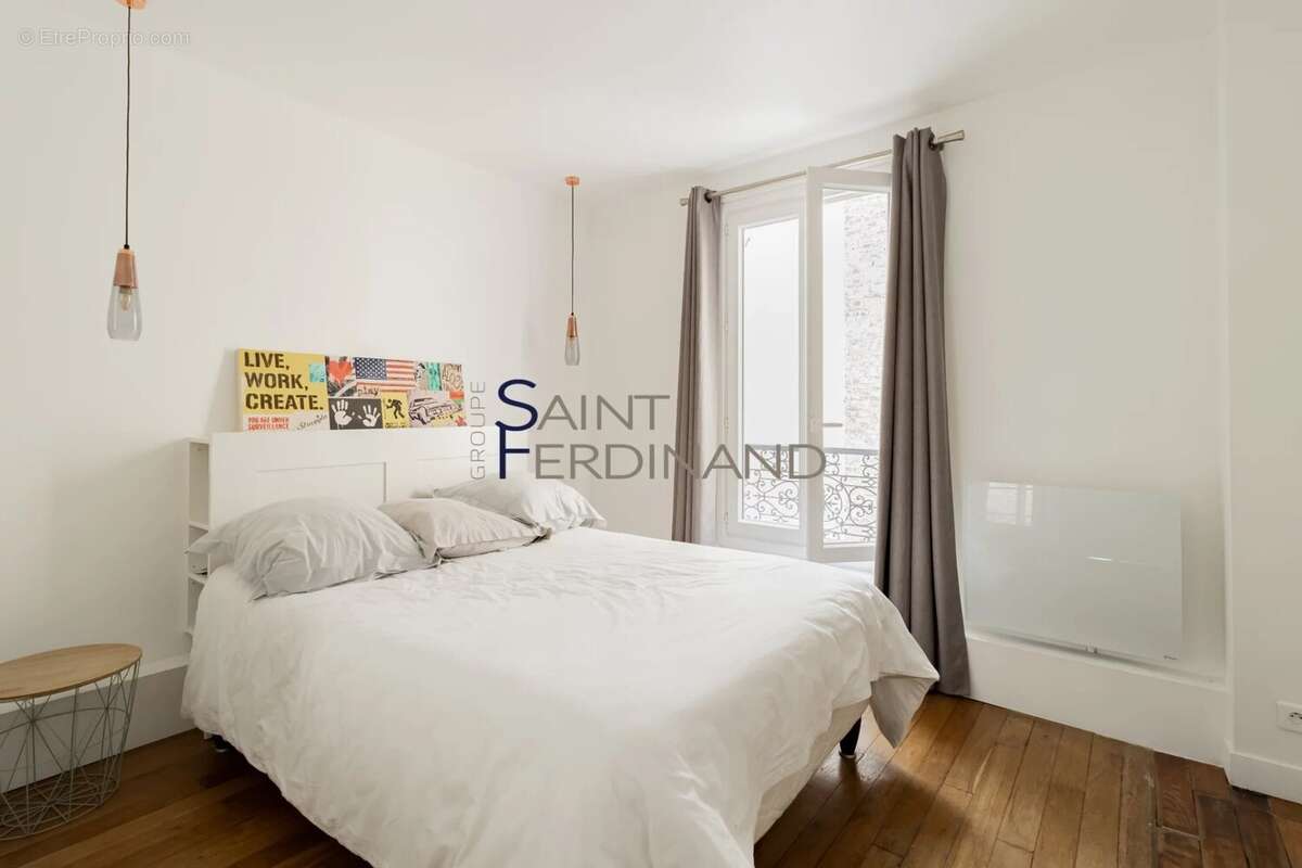 Appartement à NEUILLY-SUR-SEINE