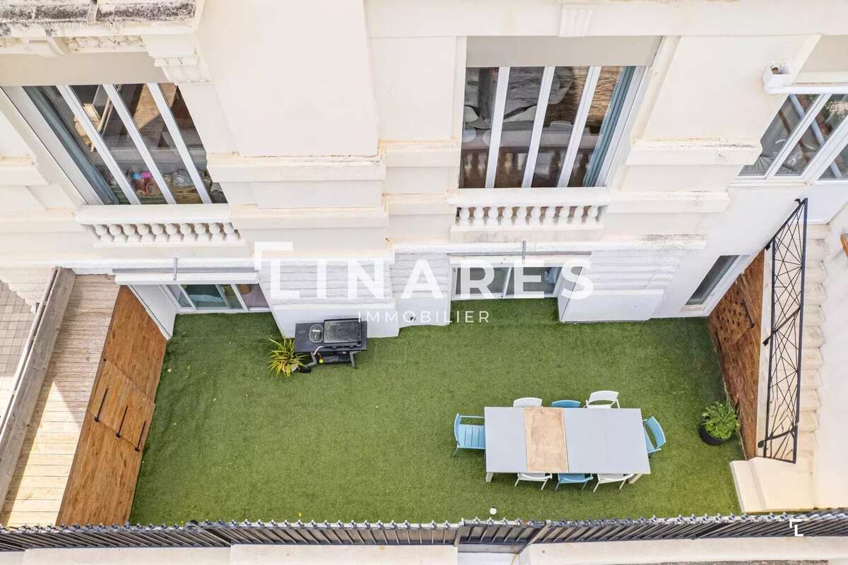 Appartement à MARSEILLE-8E