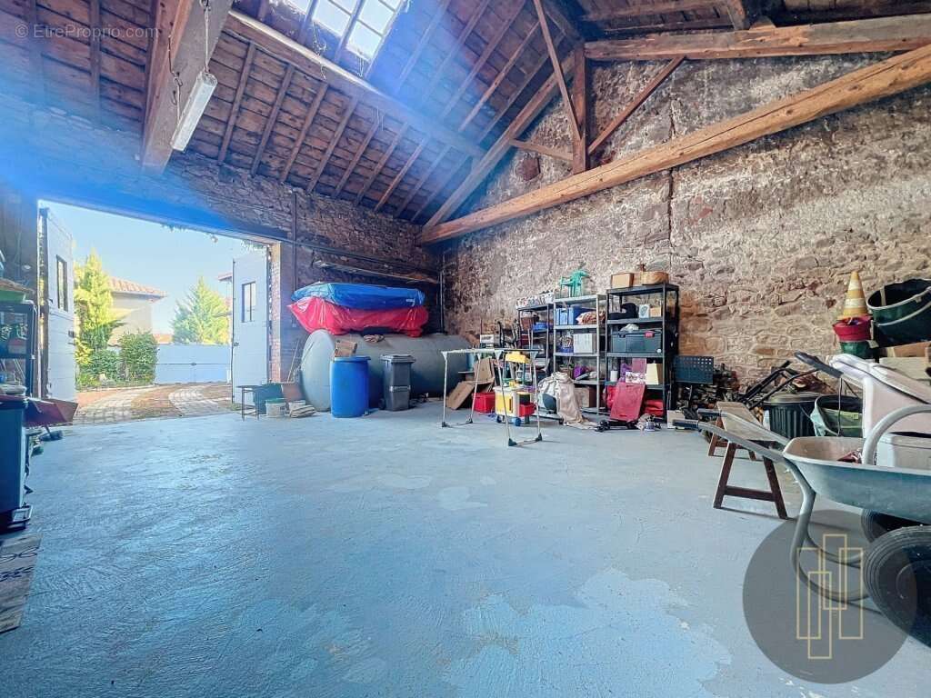 Maison à SALLES-ARBUISSONNAS-EN-BEAUJOLAIS