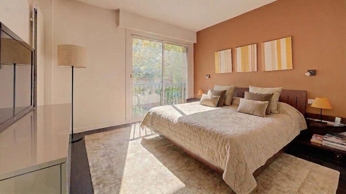 Maison à BOURG-LA-REINE