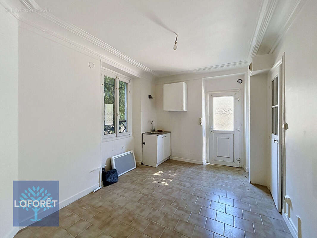 Appartement à CORBEIL-ESSONNES