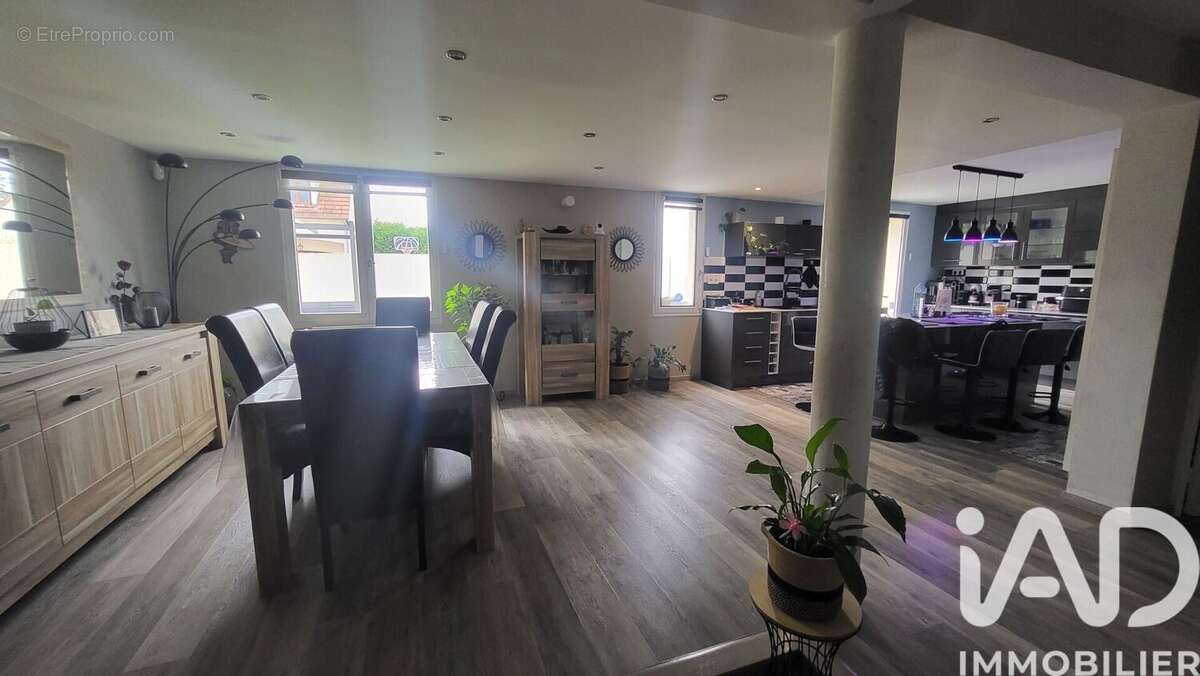 Photo 4 - Maison à CORBEIL-ESSONNES