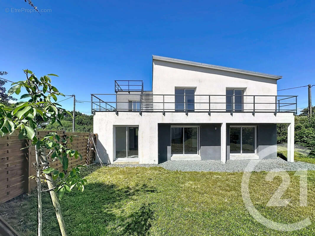 Maison à PENESTIN