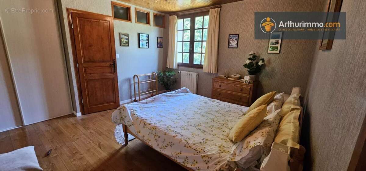 Maison à FOUGAX-ET-BARRINEUF