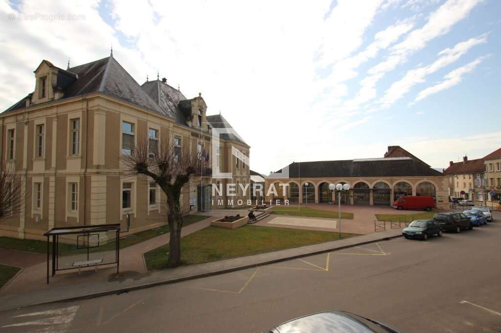 Maison à EPINAC