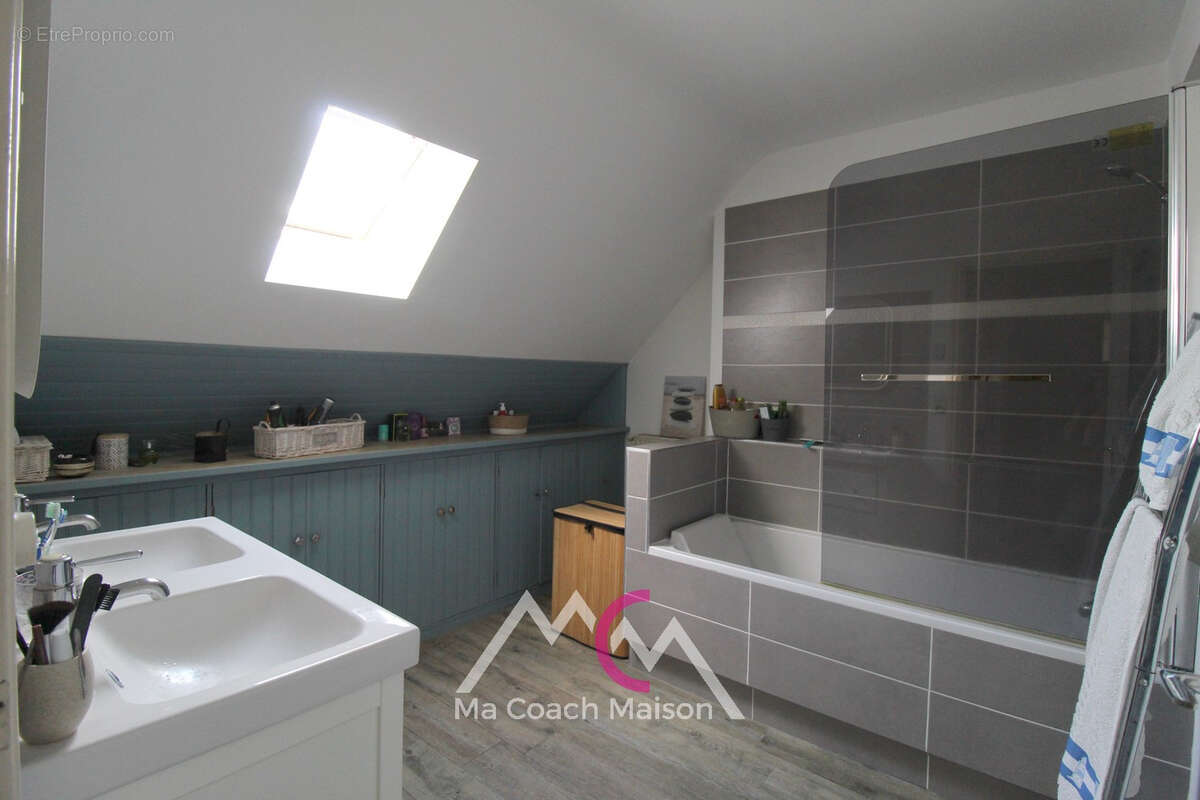 PONTCHATEAU côté St-Guillaume, maison familiale d'environ 136m2 habitables - photo 11