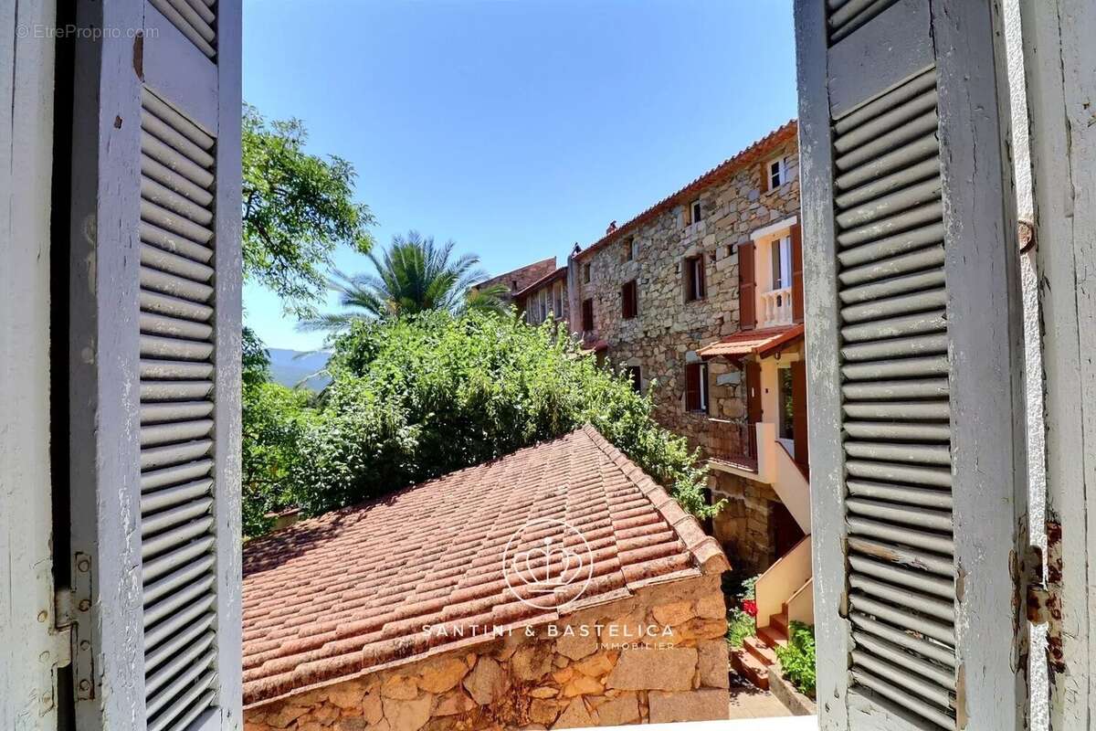 Maison à rénover 160 m² à Sari-d'Orcino - photo 9