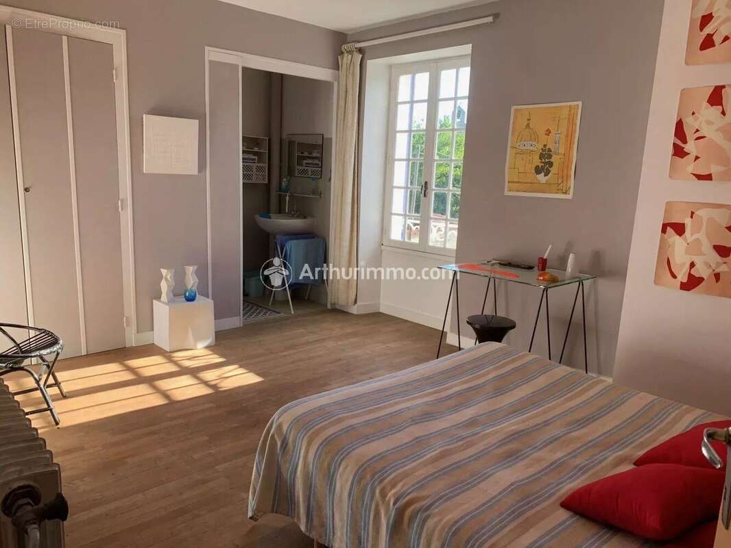 Maison à SAINT-SEVERIN-SUR-BOUTONNE