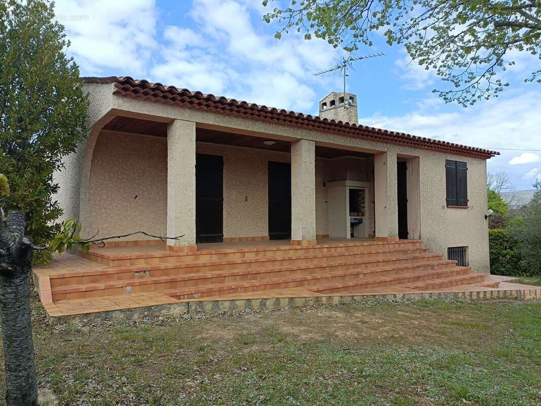 Maison à MOISSAC-BELLEVUE