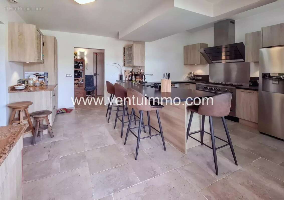 Maison à PEYMEINADE