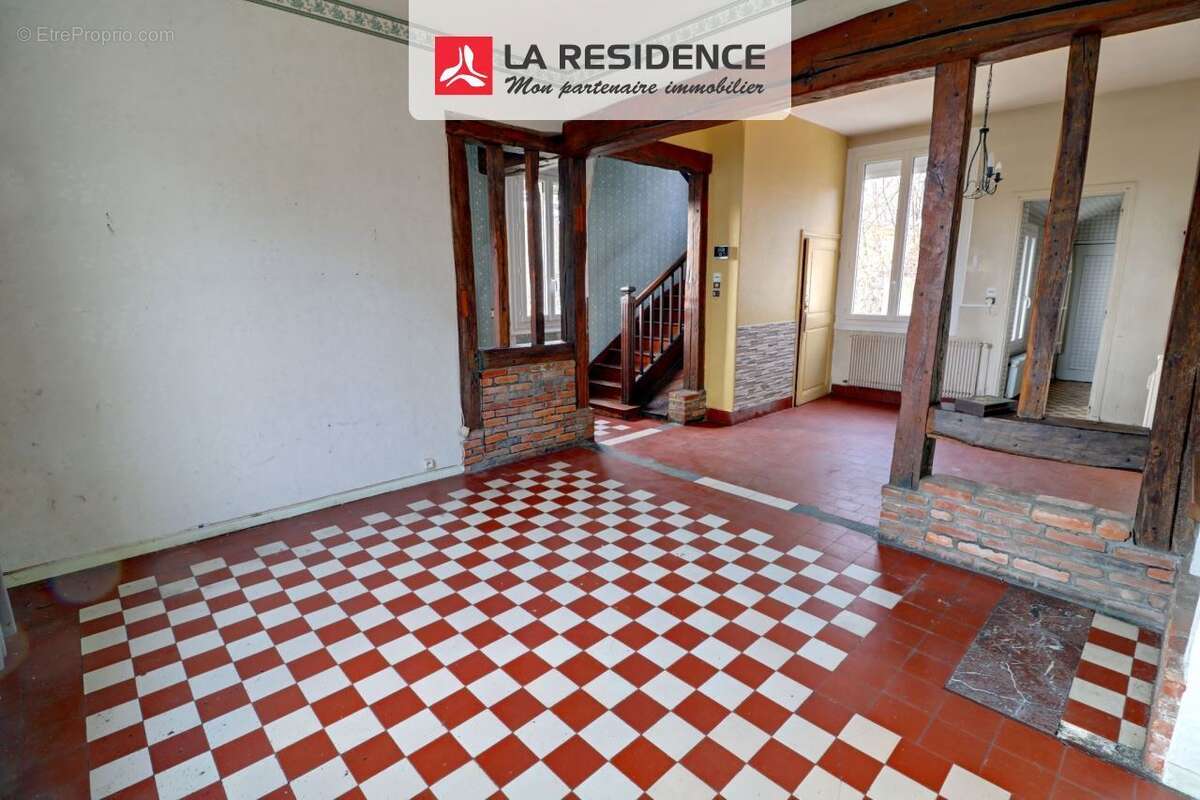 Maison à DEVILLE-LES-ROUEN