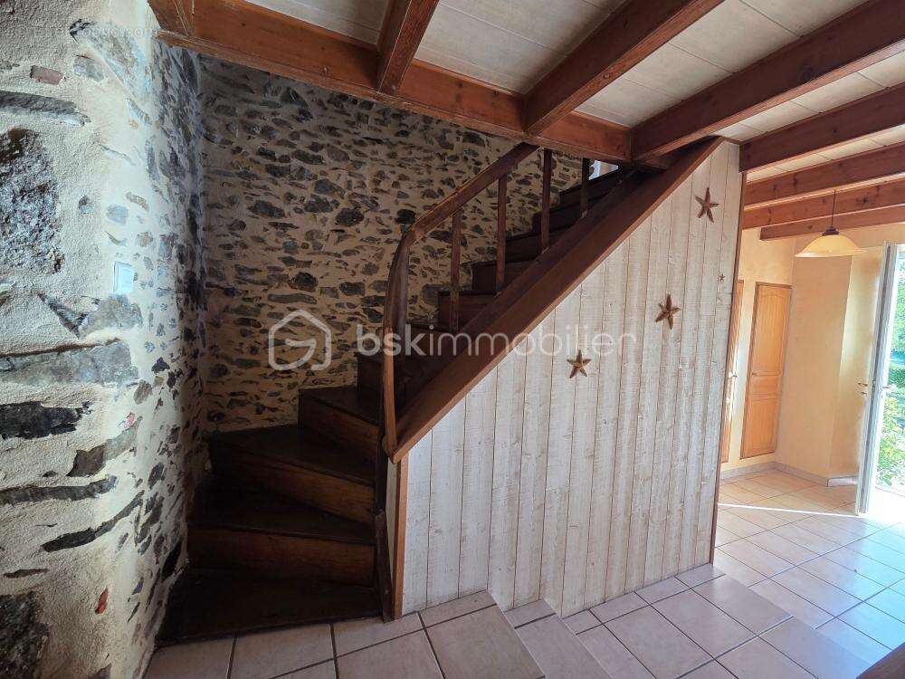 Maison 8 pièces 182m2 - photo 3