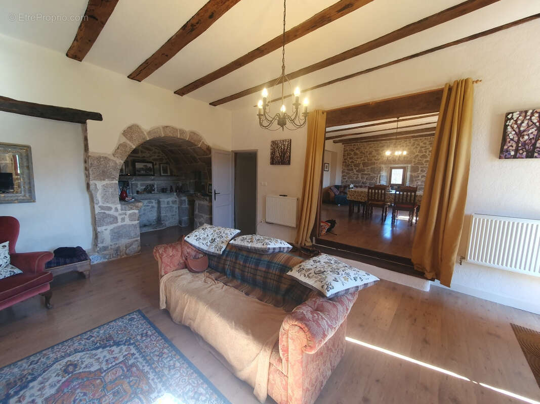 Maison à GROS-CHASTANG