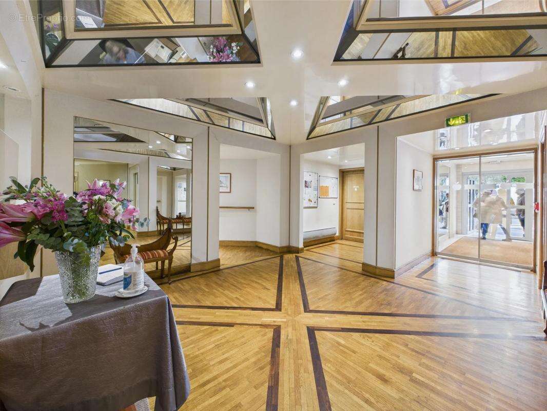 Appartement à MONTROUGE