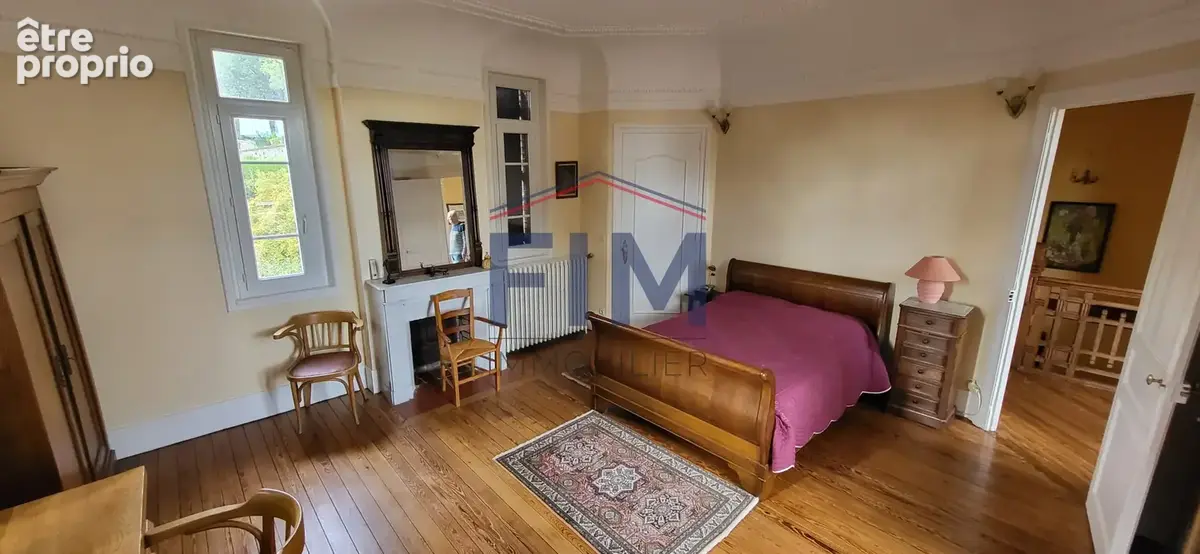 Exceptionnelle, proche Dieppe Villa Anglo-Normande de 307 m2 environ - photo 11