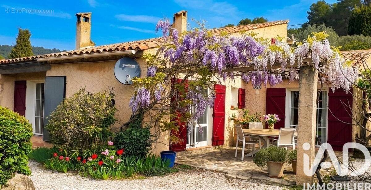 Photo 1 - Maison à COTIGNAC