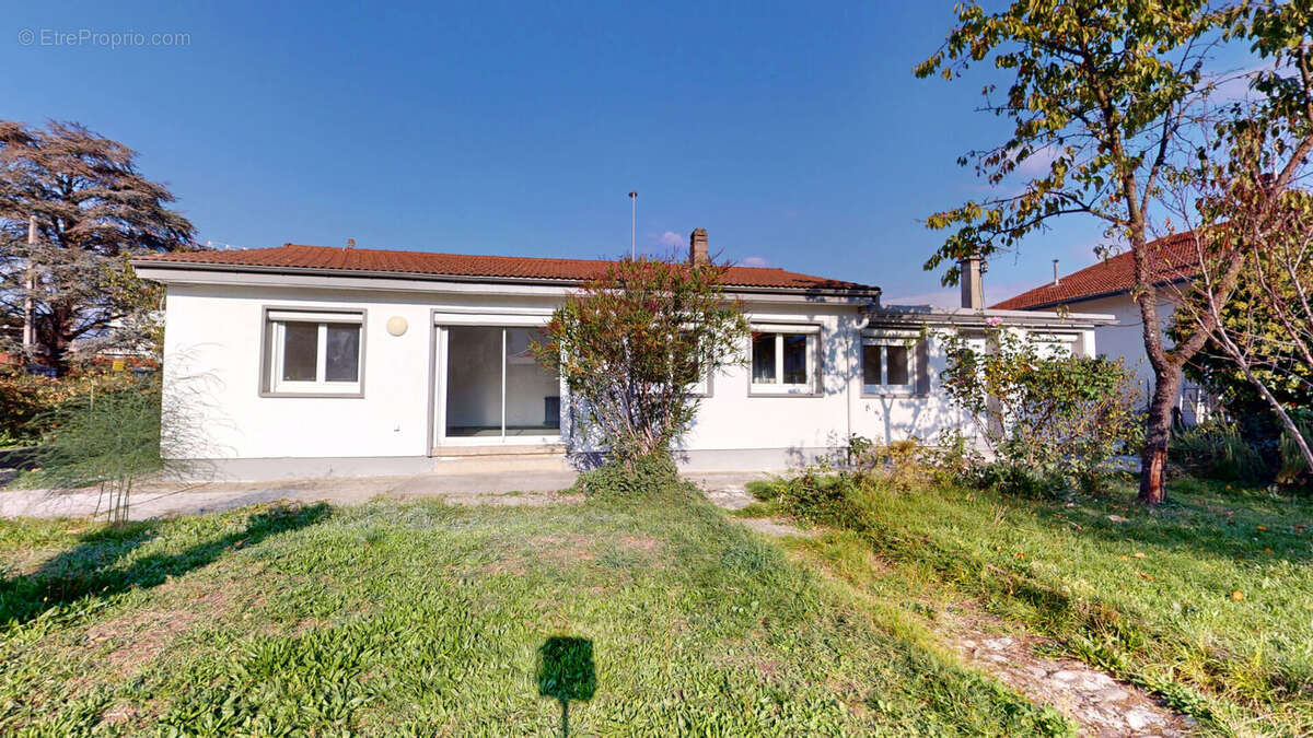 Maison à ECHIROLLES