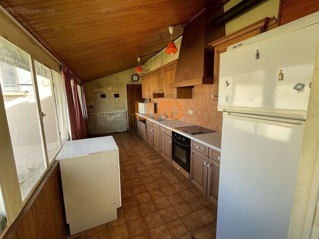 Maison à DECAZEVILLE