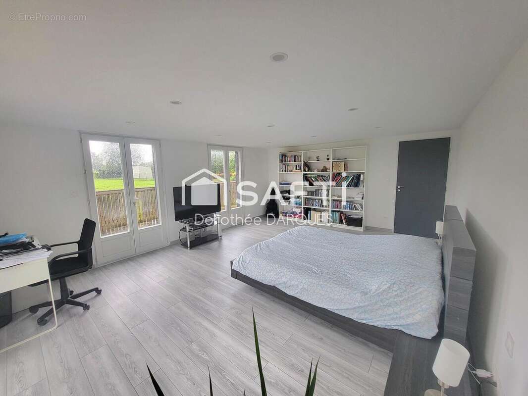 Commerce 212 m² à Longuenesse  - photo 5