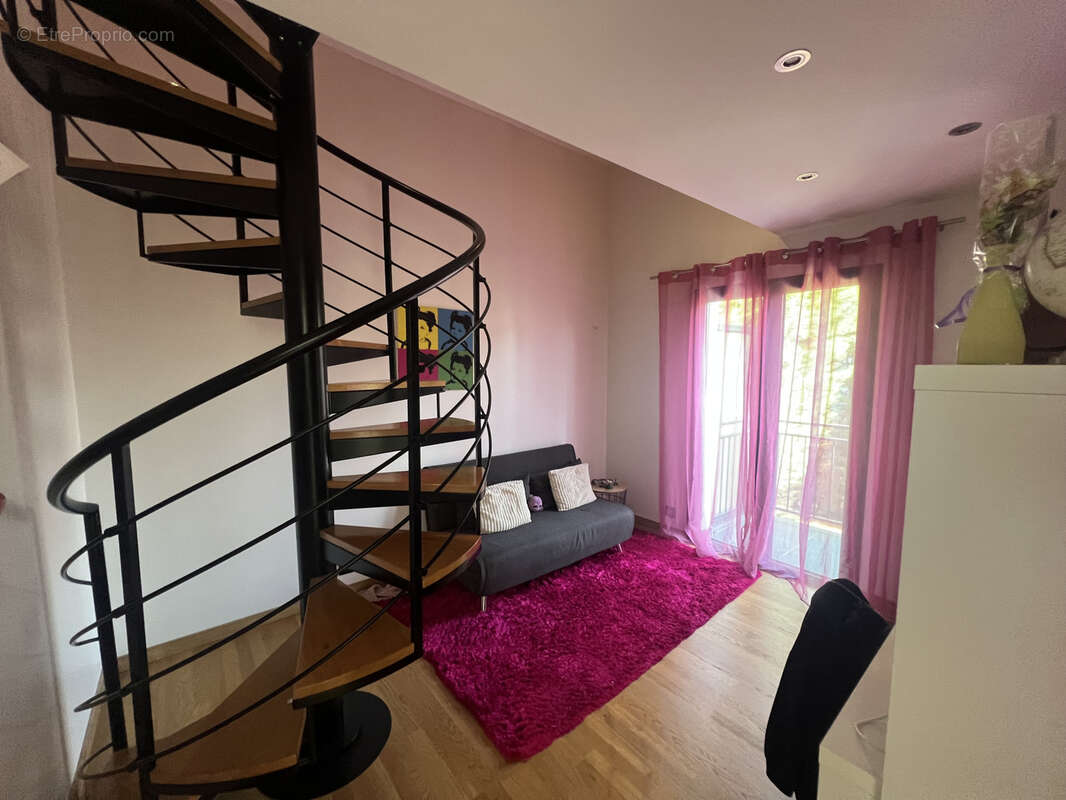 Maison à BRY-SUR-MARNE