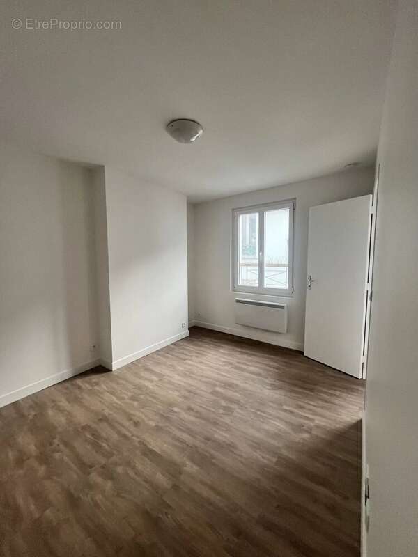 Appartement à PARIS-10E