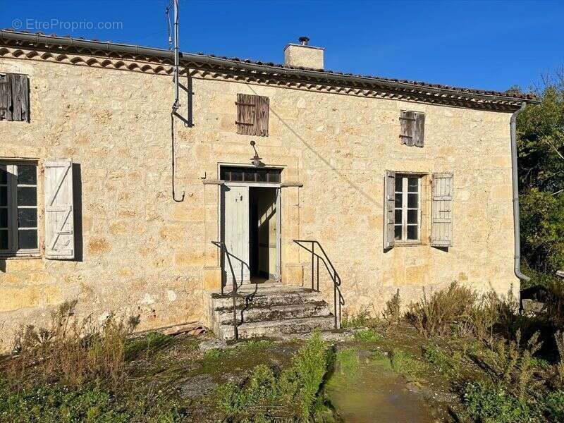 Maison à PLIEUX