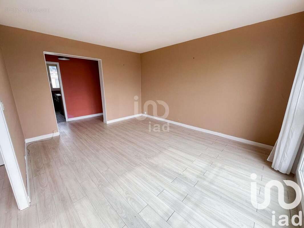 Photo 3 - Appartement à VITRY-SUR-SEINE