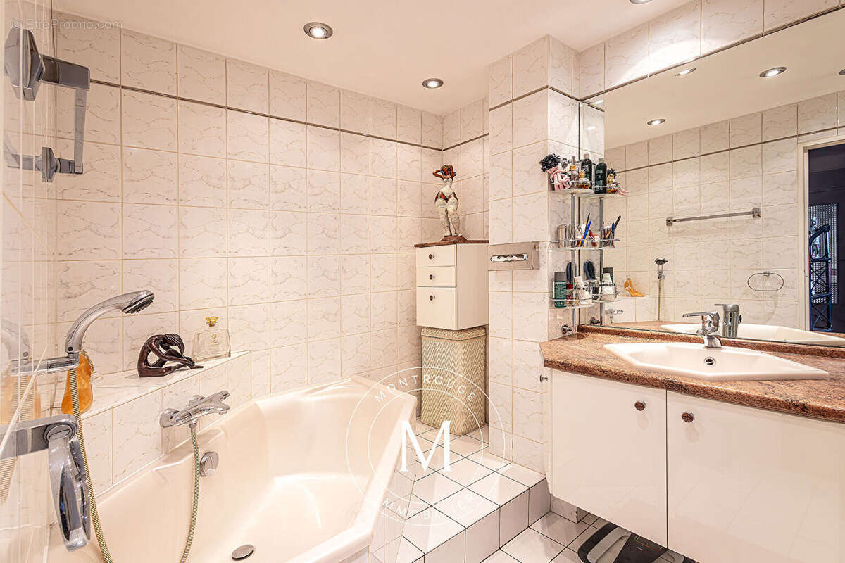 Appartement à MONTROUGE