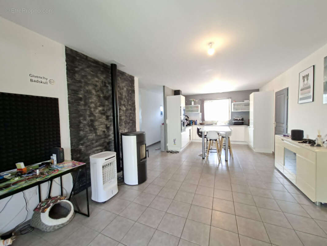 Maison recente - photo 3