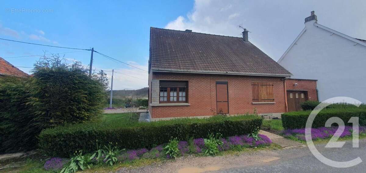 Maison 148 m² à Aubin-Saint-Vaast  - photo 32