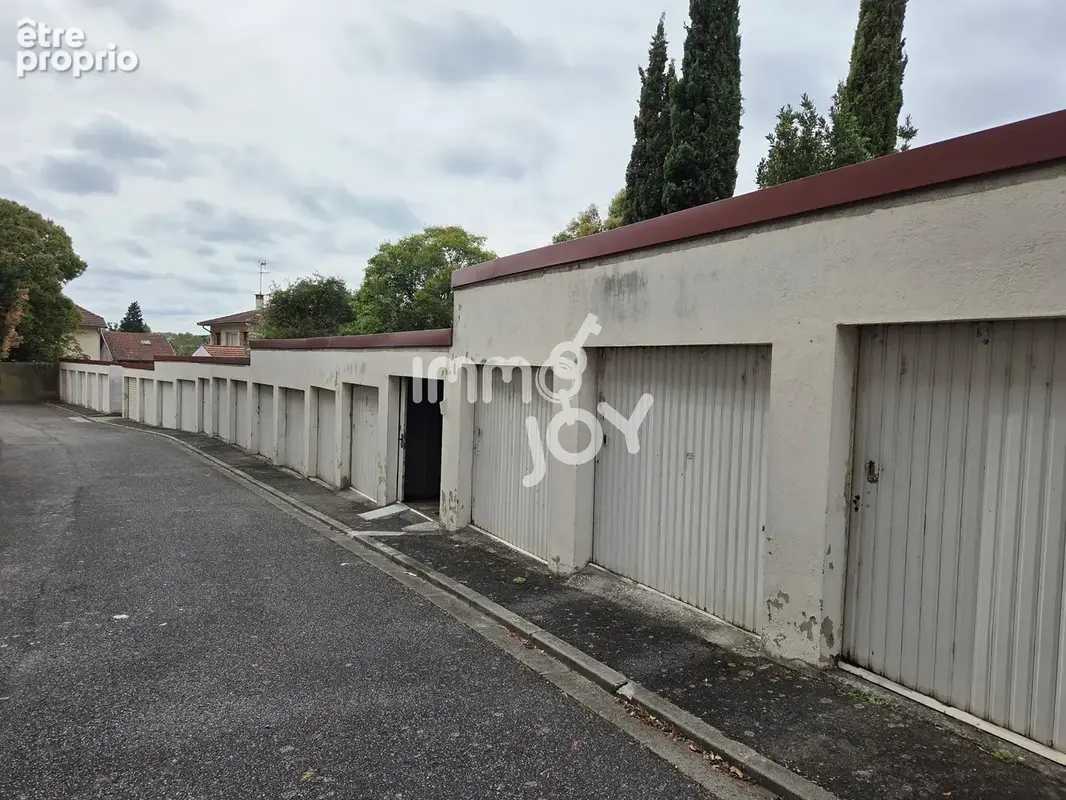 Parking 11 m² · à Toulouse · 11 m² · 20 000 €