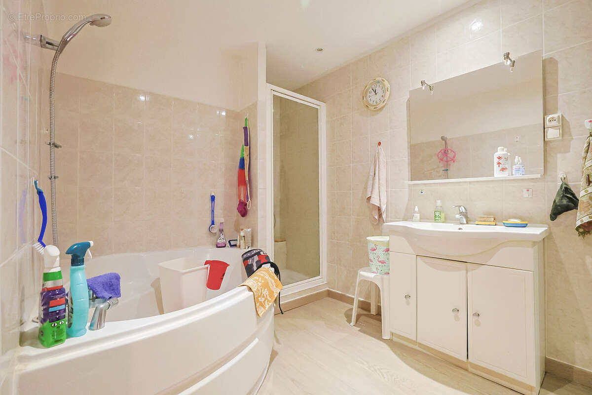 Appartement à HYERES