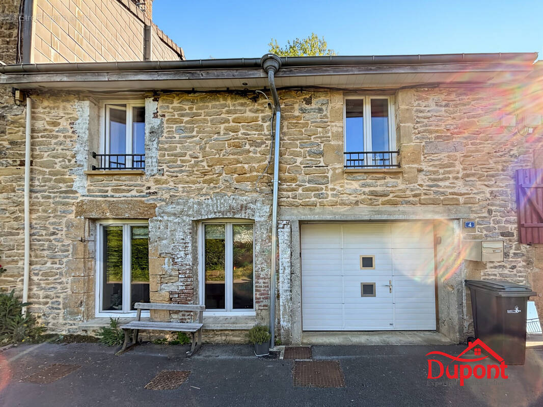 Maison à LE CHATELET-SUR-SORMONNE