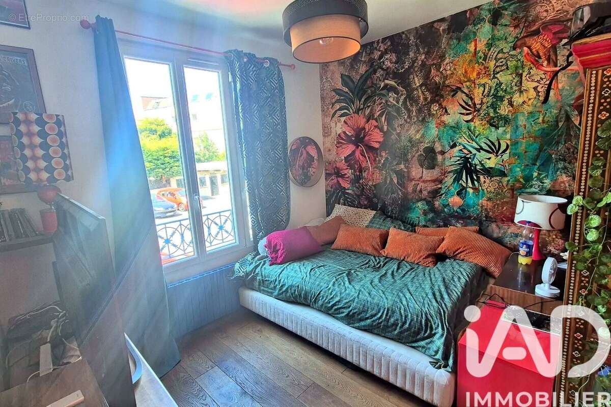 Maison 133 m² à Romainville  - photo 9