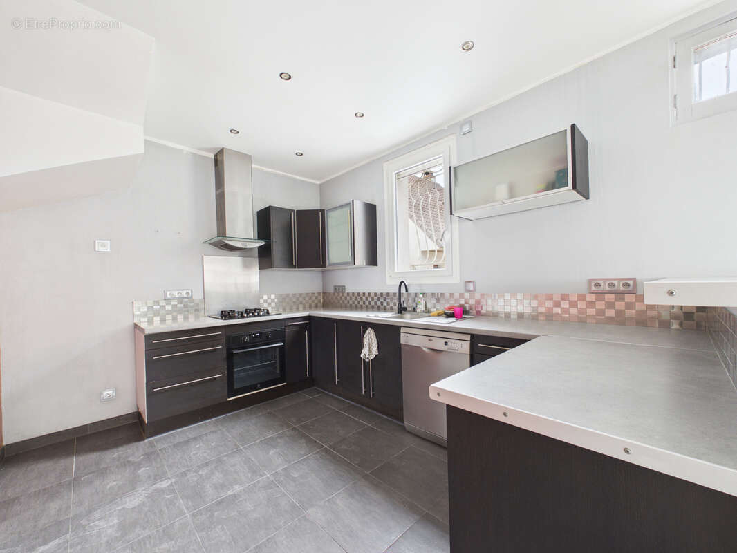 Maison à SARTROUVILLE