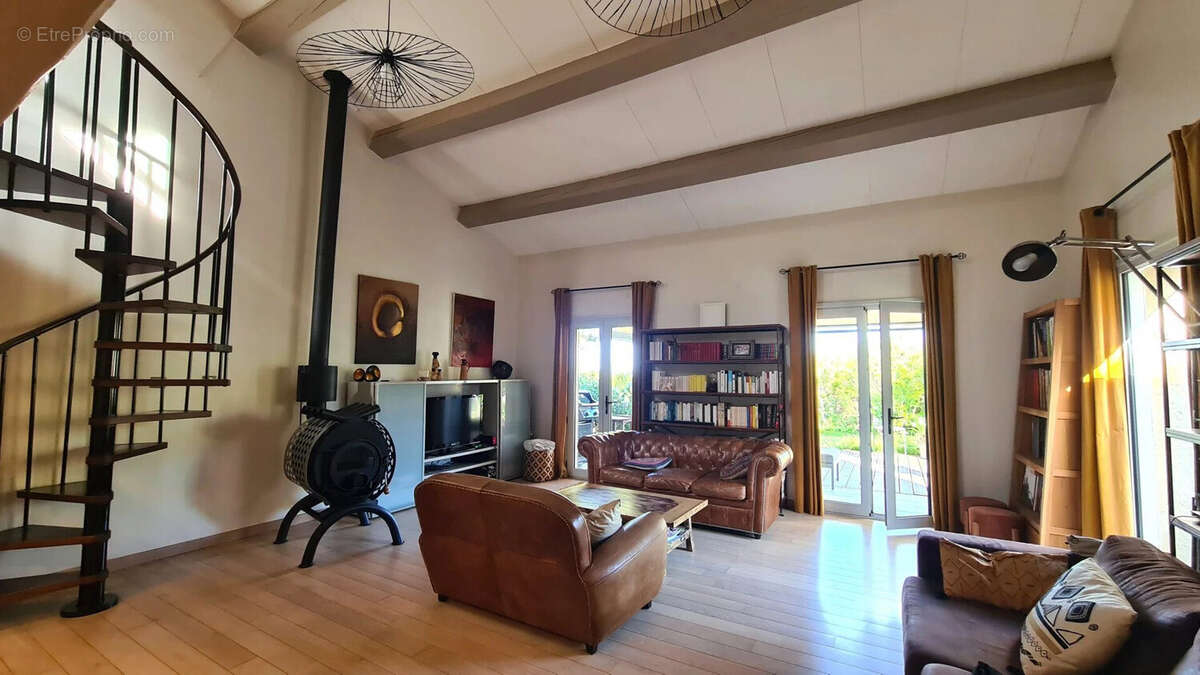 salon - Maison à TOURBES