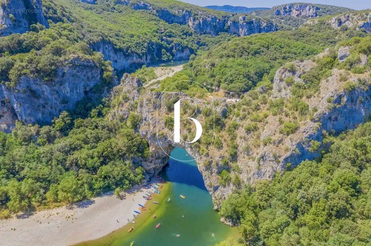 Maison à VALLON-PONT-D&#039;ARC