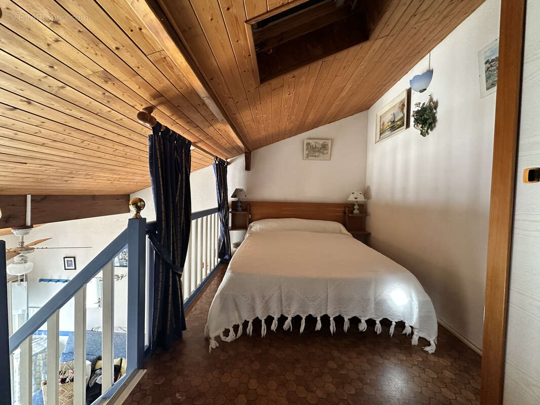 Maison à LES MATHES