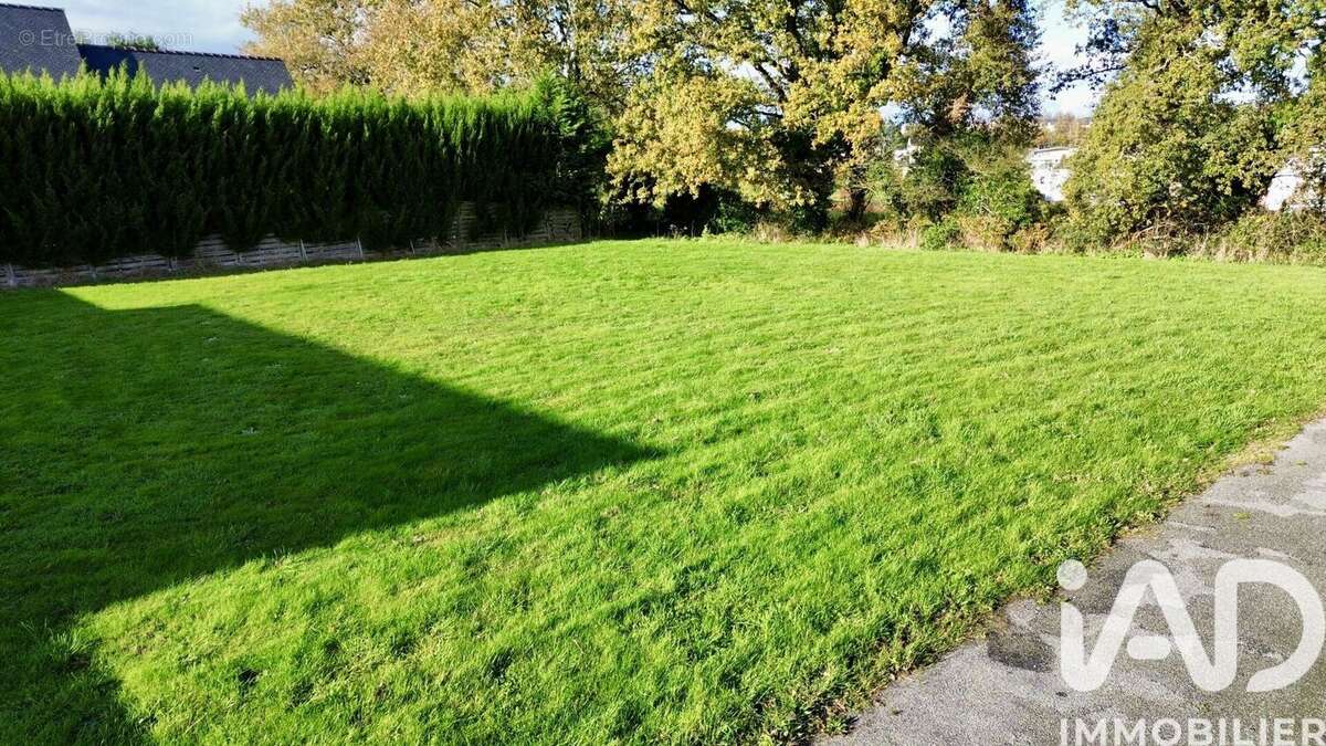 Photo 5 - Terrain à SAINT-AVE