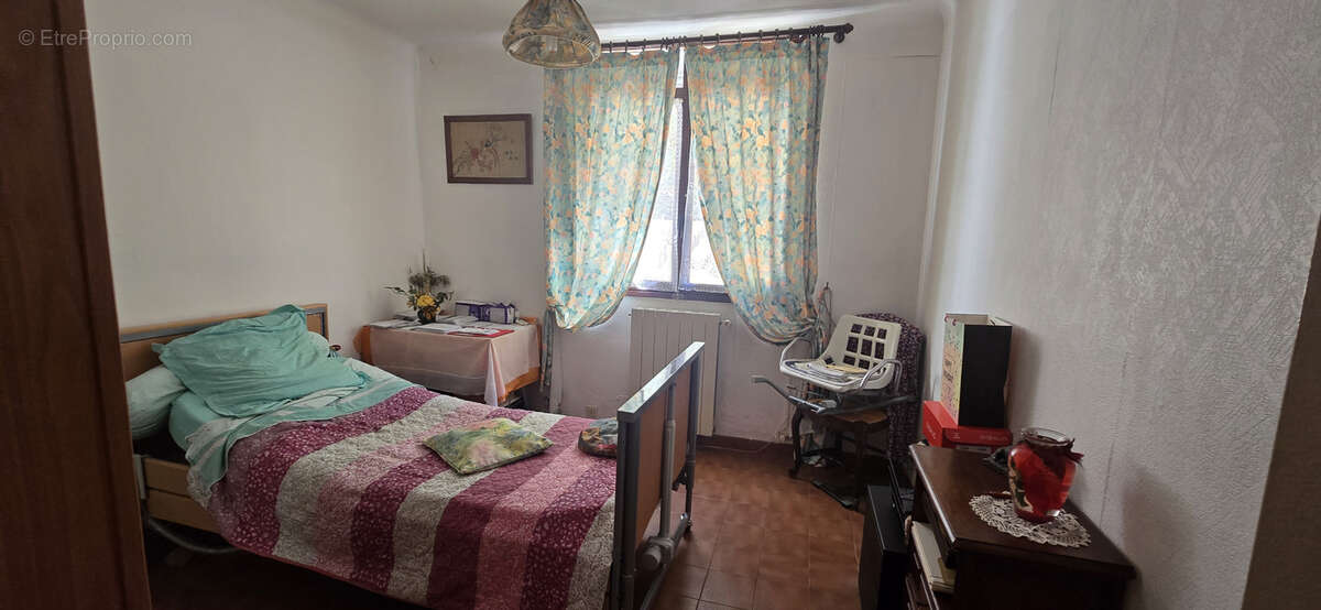 RARE: Appartement avec  jardin, parking et cave - photo 6