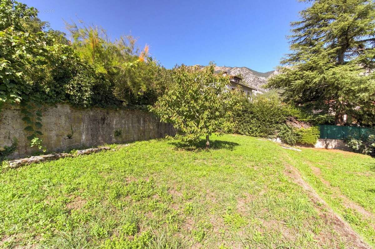 Maison à ROQUEBILLIERE