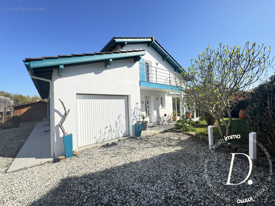 Maison à BASSUSSARRY