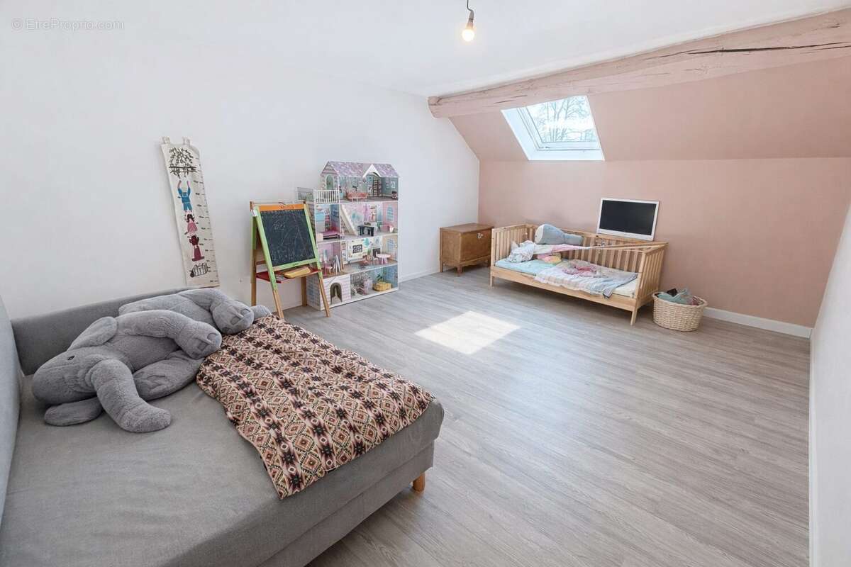 Maison à VELLEMINFROY