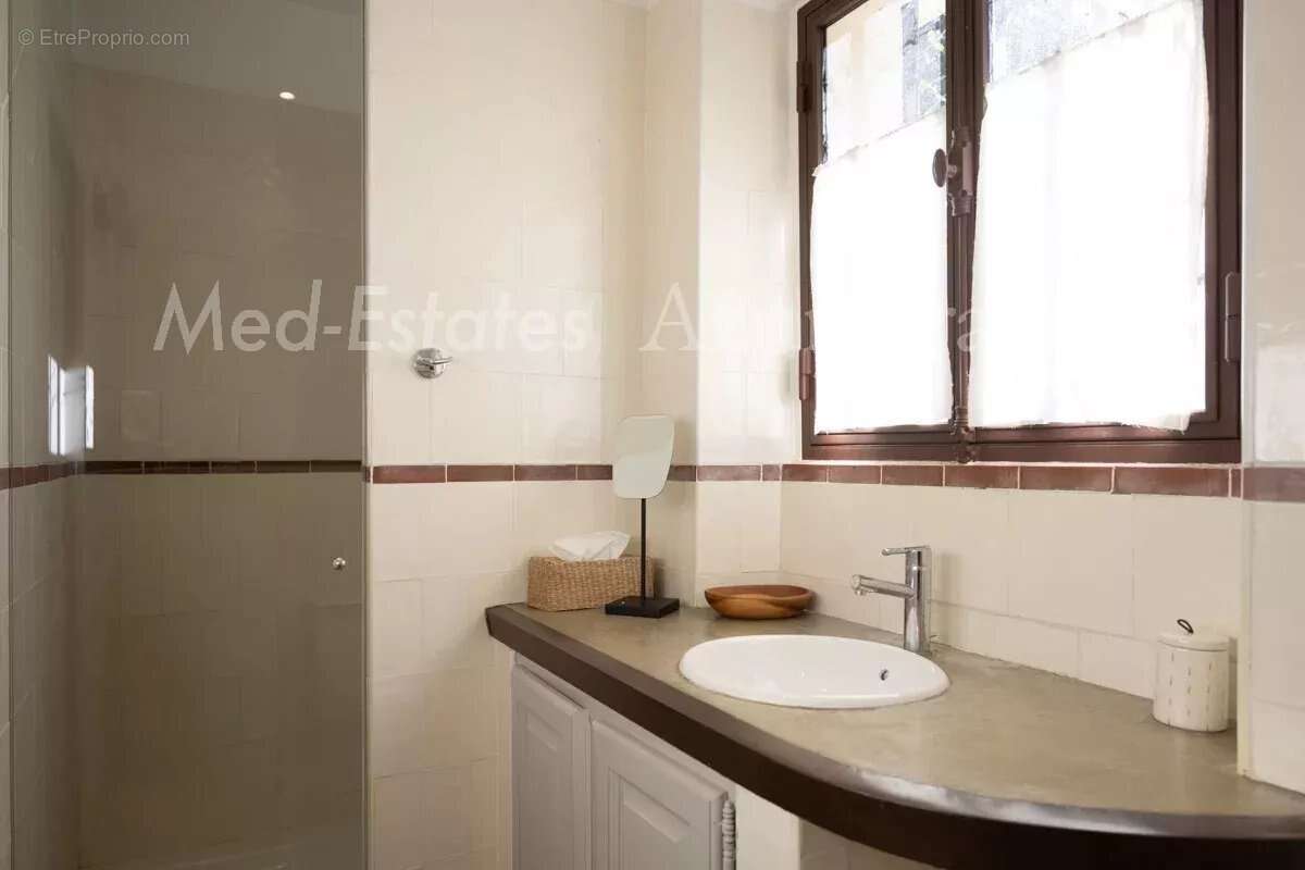 Appartement à SAINT-TROPEZ