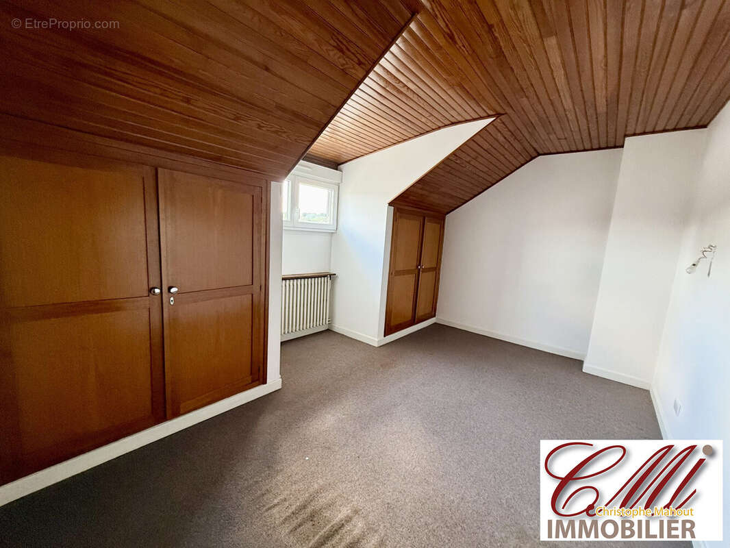 Appartement à SERMAIZE-LES-BAINS