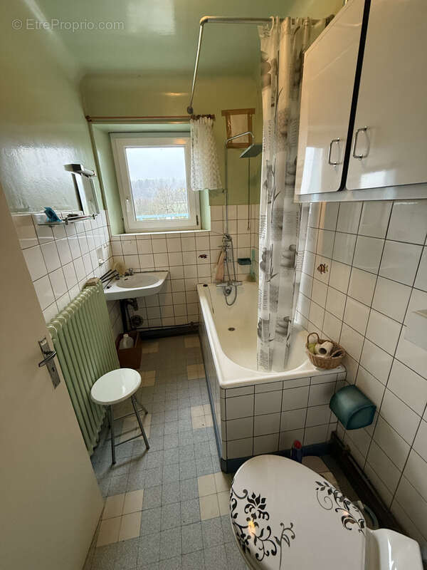 Maison à EPIEZ-SUR-CHIERS