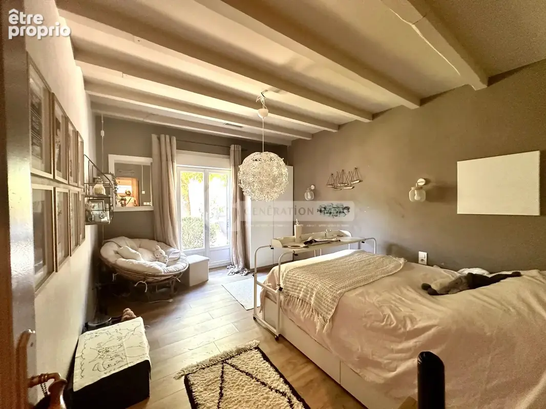 Fontvieille - Maison familiale 5 chambres sur parcelle de 1850m2 - photo 13