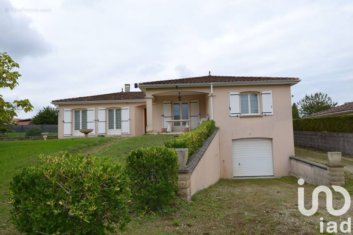 Photo 1 - Maison à RUFFEC