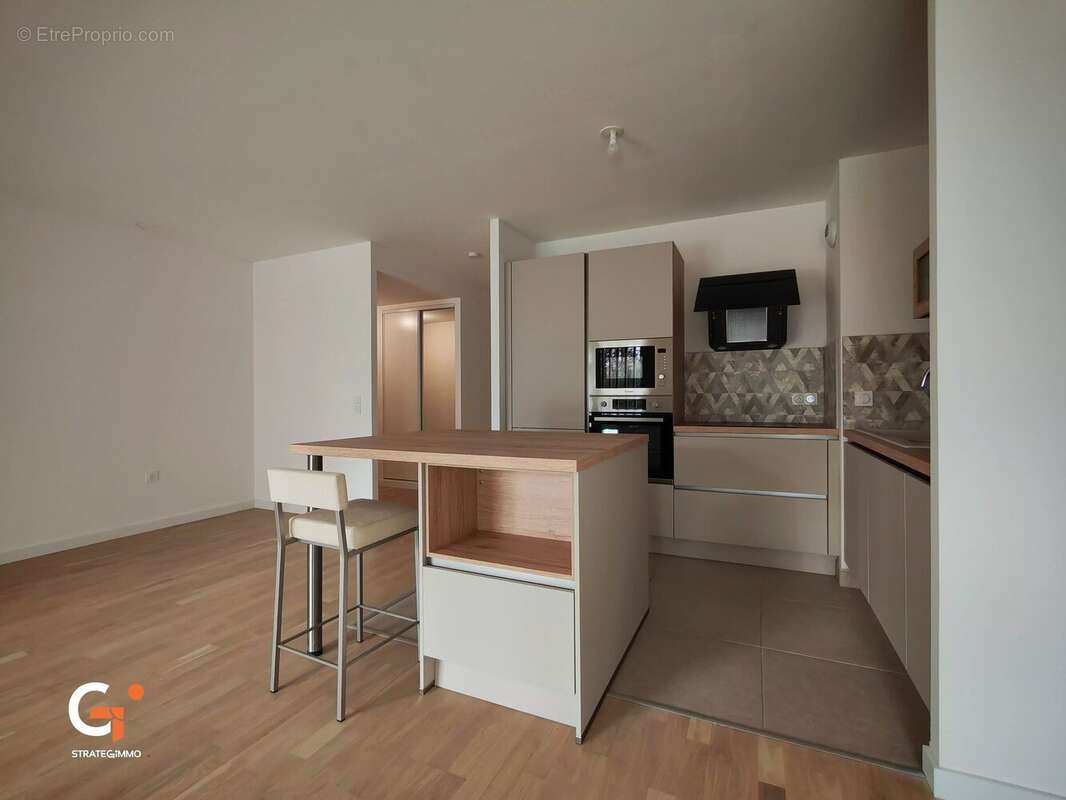 Appartement à MONT-SAINT-AIGNAN