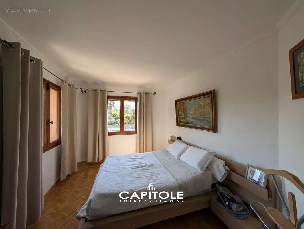 Maison à LA GAUDE